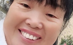 动漫女人物去掉所有服装的样子